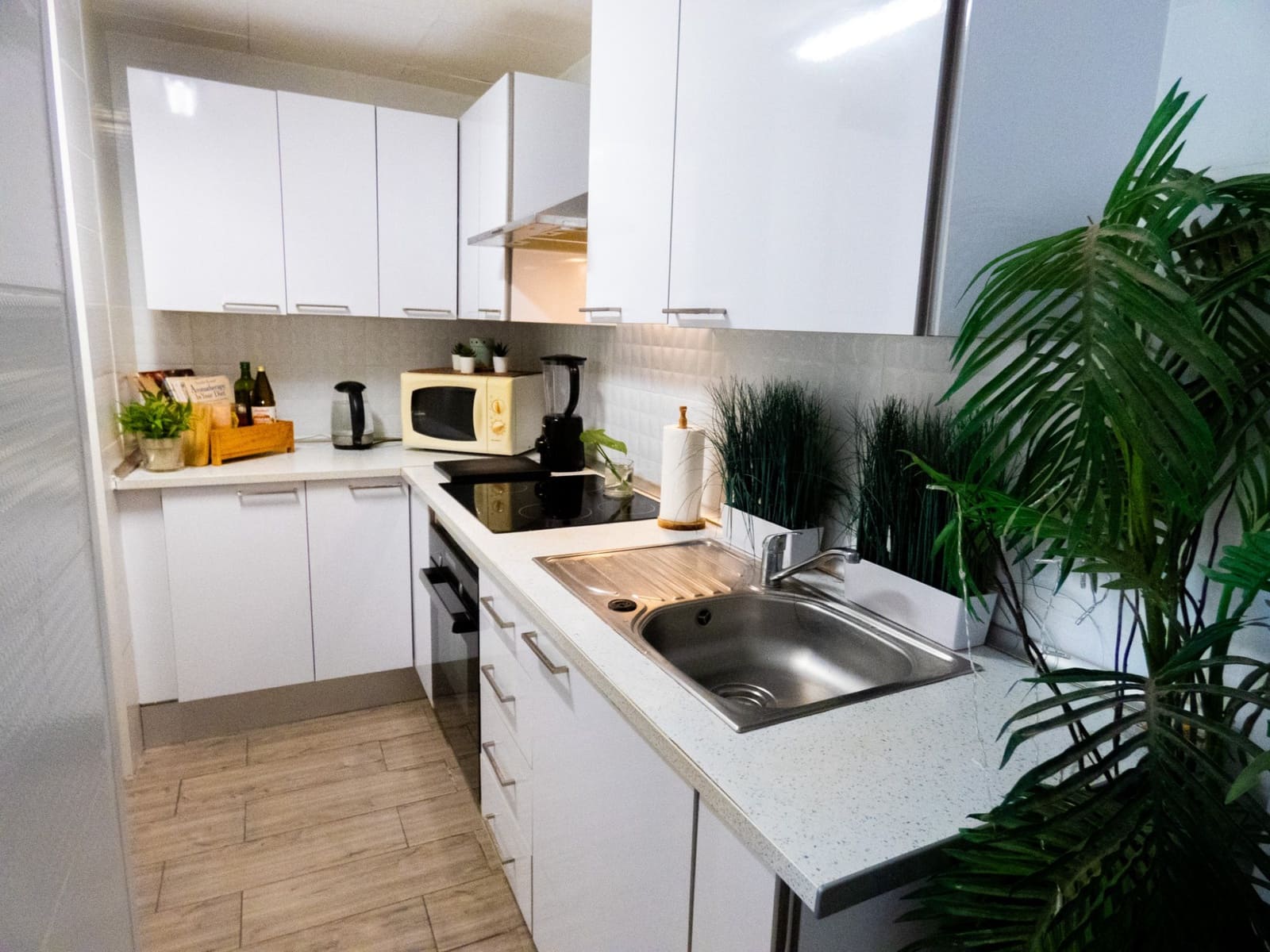 Chalet de 4 habitaciones en Playa Flamenca en venta con piscina - 399.000 € (Ref: 9609164)