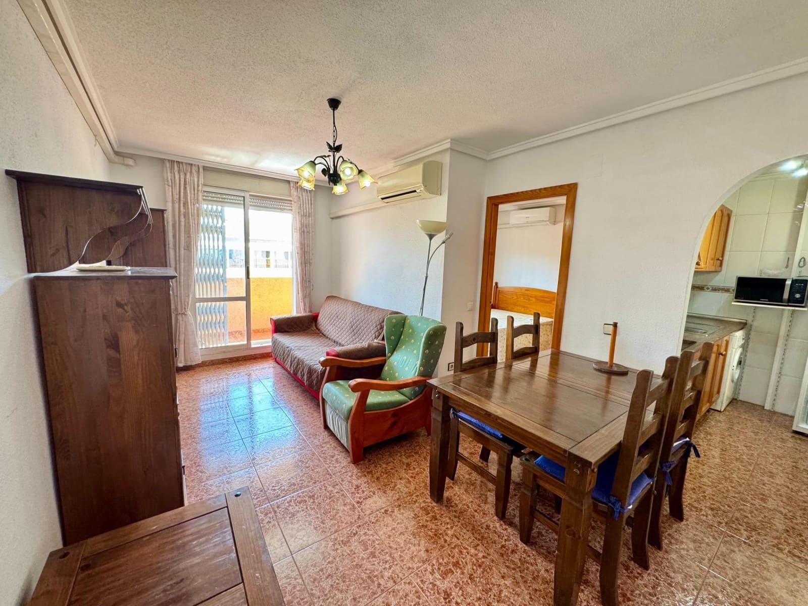 2 chambre Penthouse à vendre à Torrevieja - 140 000 € (Ref: 9609172)