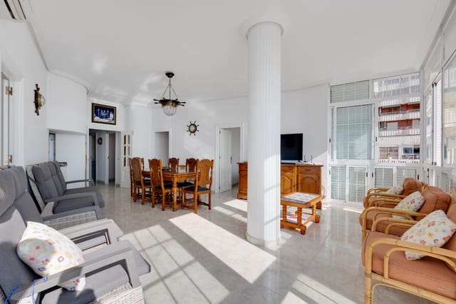 4 chambre Appartement à vendre à Playa del Acequión, Torrevieja avec garage - 389 500 € (Ref: 9609180)