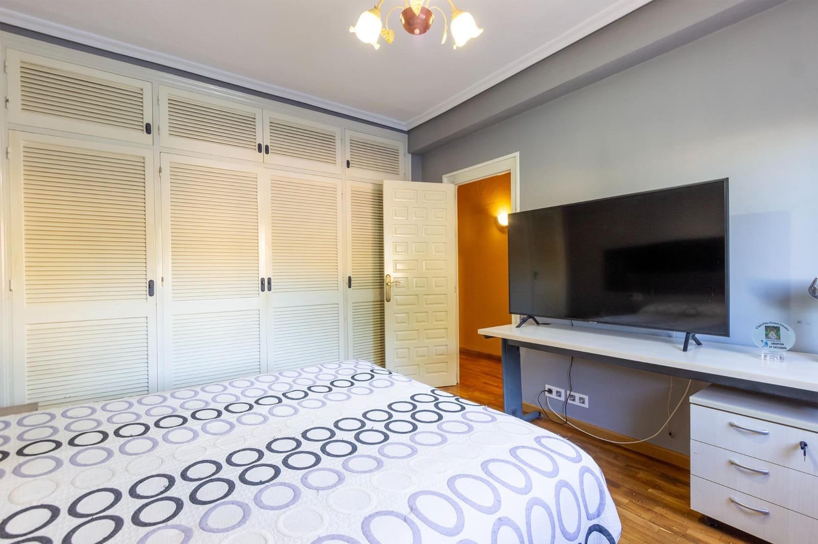 4 quarto Moradia para venda em Torrevieja com piscina - 595 000 € (Ref: 9609199)