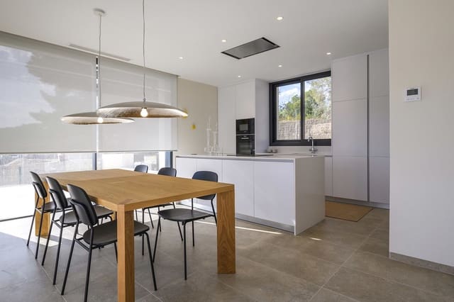 3 soveværelse Villa til salg i Las Colinas Golf, Orihuela - € 1.100.000 (Ref: 9609217)