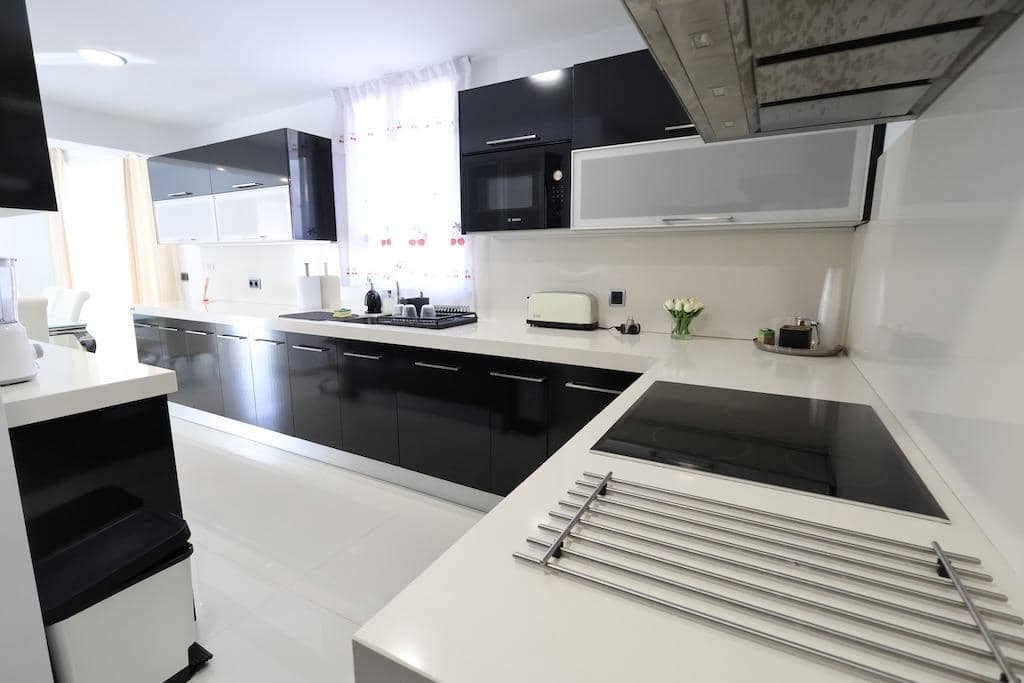 4 makuuhuone Huvila myytävänä paikassa Cabo Roig - 1 070 000 € (Ref: 9609219)