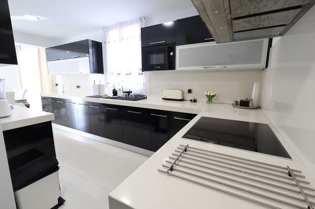 4 makuuhuone Huvila myytävänä paikassa Cabo Roig, Orihuela - 1 070 000 € (Ref: 9609219)