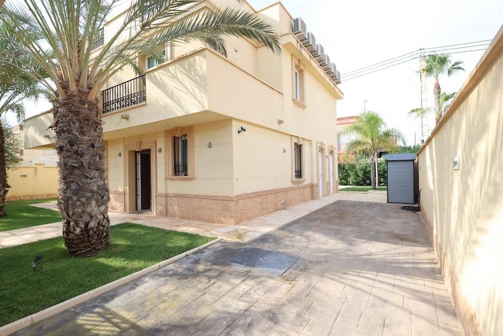 4 makuuhuone Huvila myytävänä paikassa Cabo Roig - 1 070 000 € (Ref: 9609219)