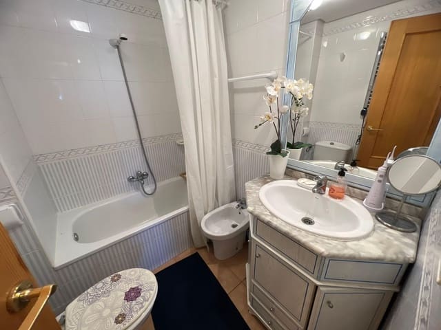 2 quarto Apartamento para venda em Centro, Torrevieja - 199 000 € (Ref: 9609237)