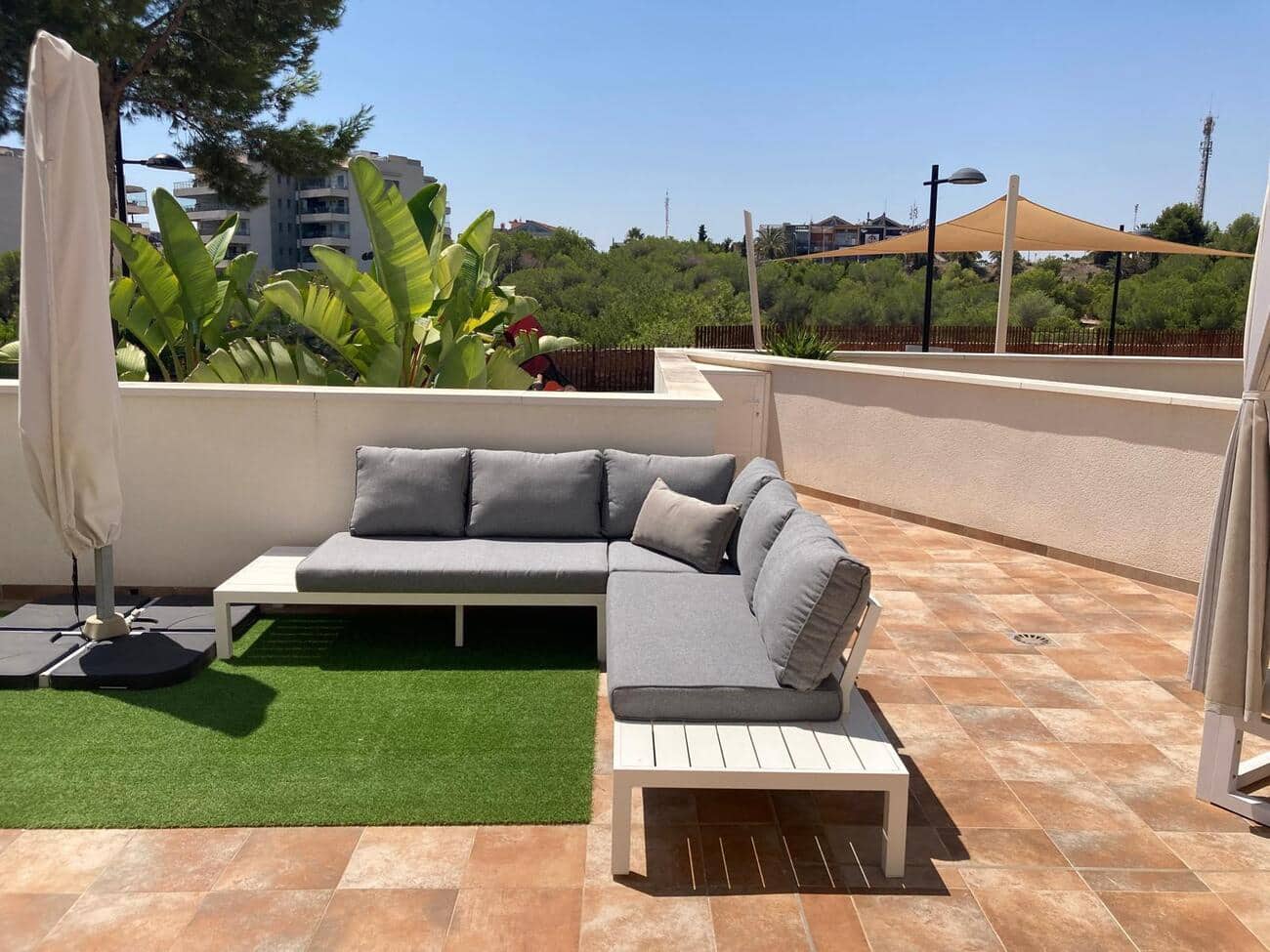 2 bedroom Apartment for sale in Orihuela Costa with pool - € 349,995 (Ref: 9609242)