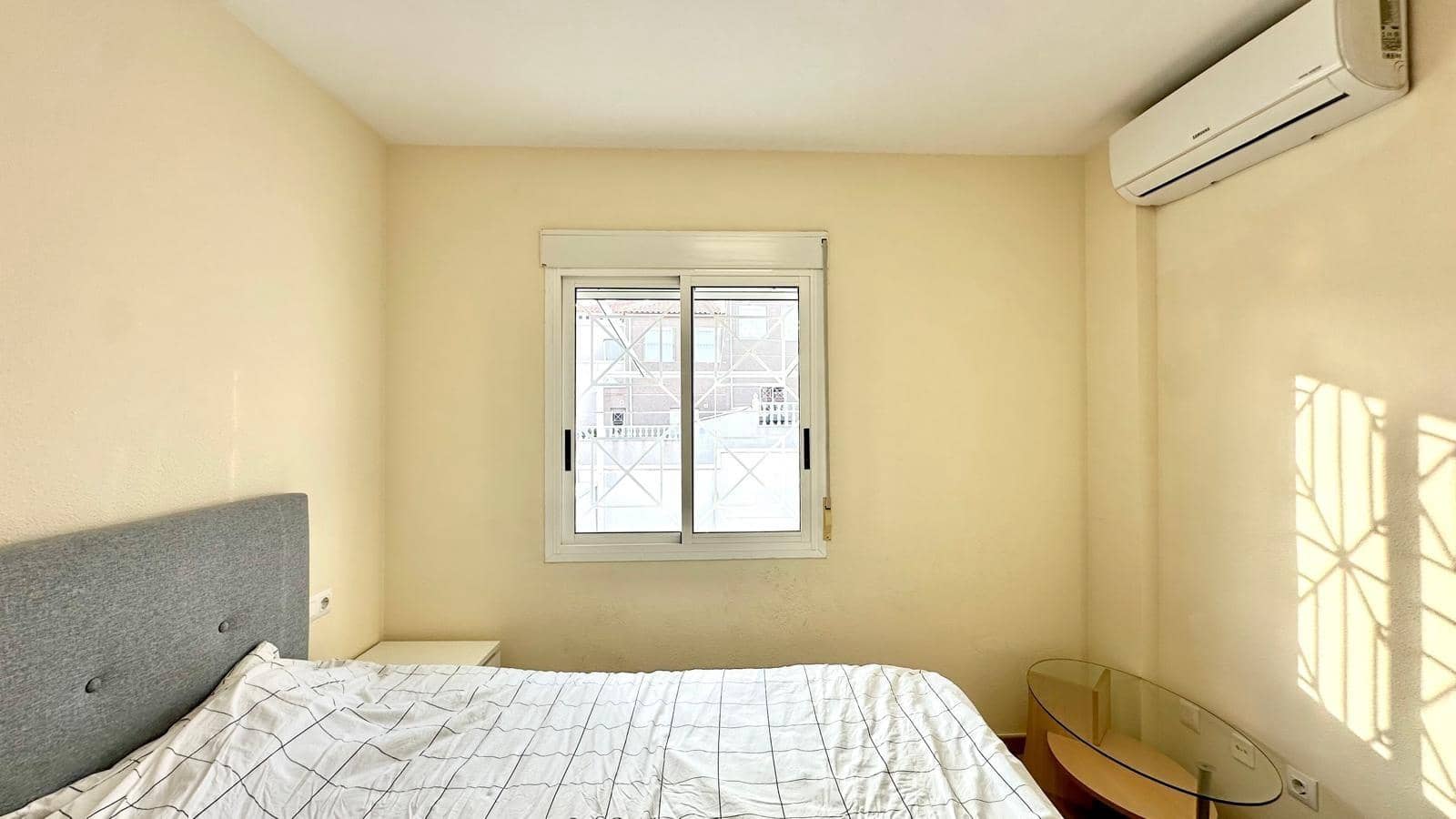 2 chambre Bungalow à vendre à Torrevieja avec piscine - 194 900 € (Ref: 9609270)