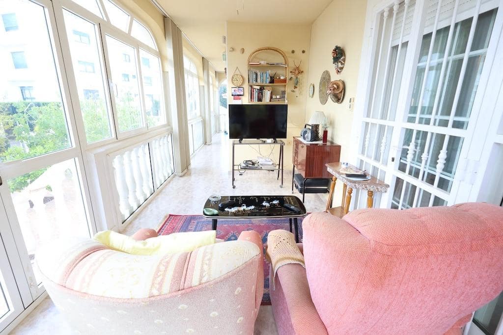 5 slaapkamer Villa te koop in Filipinas met garage - € 850.000 (Ref: 9609281)