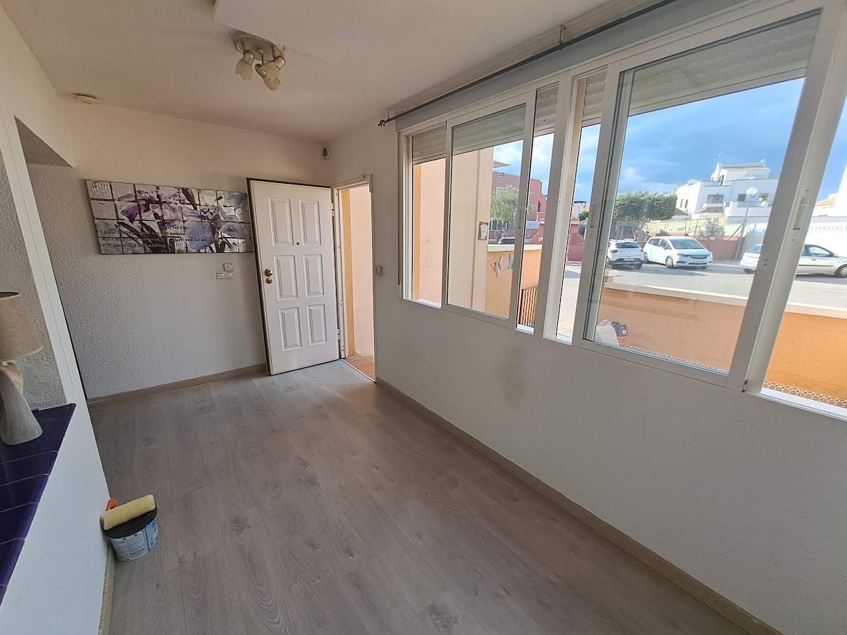 2 soverom Bungalow til salgs i Orihuela Costa - € 135 000 (Ref: 9609284)