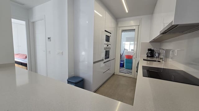 Chalet de 3 habitaciones en San Pedro del Pinatar en venta - 397.000 € (Ref: 9609286)