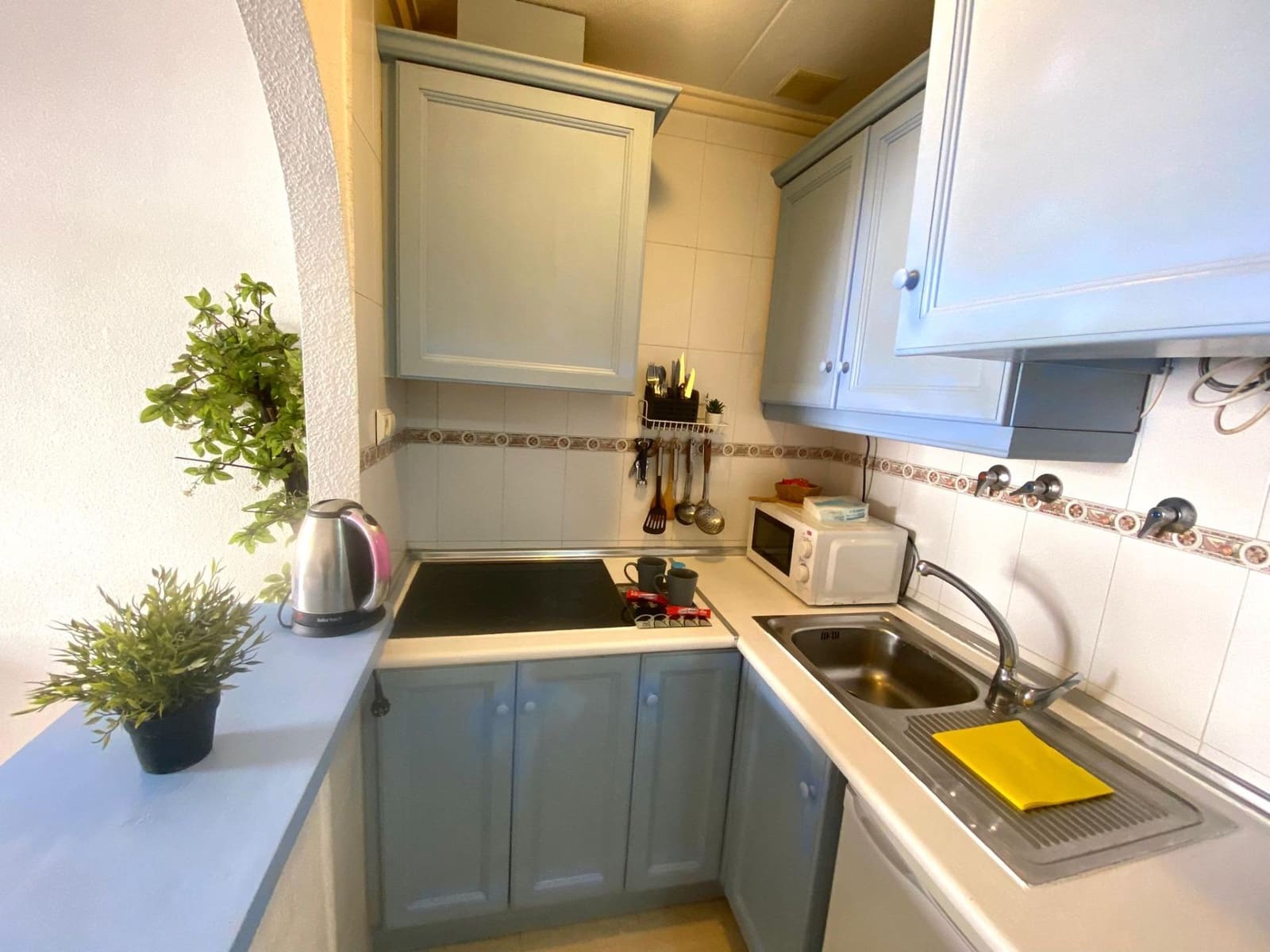 Appartement à vendre à Torrevieja avec piscine - 94 900 € (Ref: 9609304)