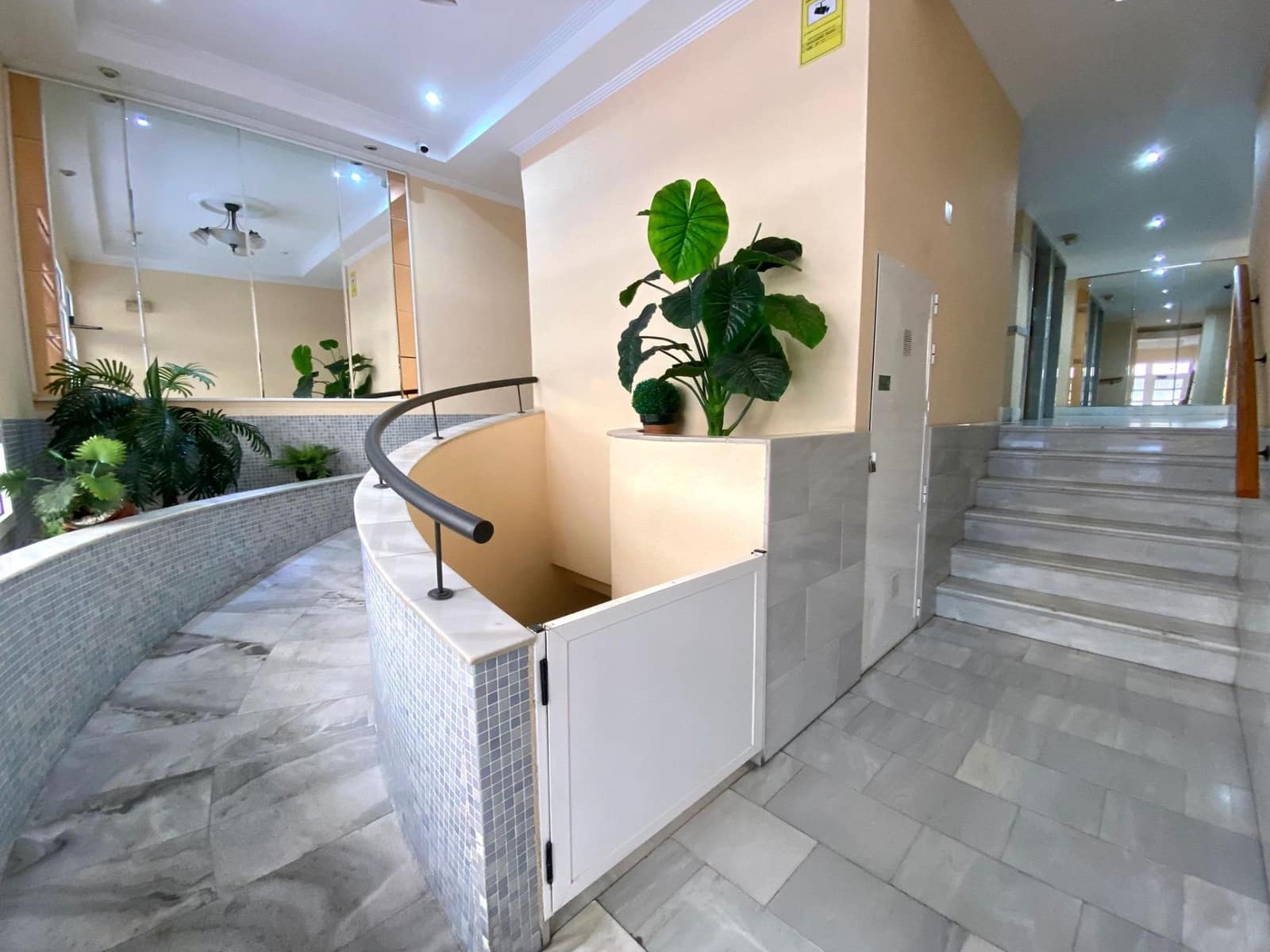 Appartement à vendre à Torrevieja avec piscine - 94 900 € (Ref: 9609304)