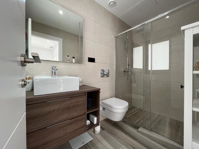 3 camera da letto Villa in vendita in La Siesta, Torrevieja - 489.000 € (Rif: 9609308)