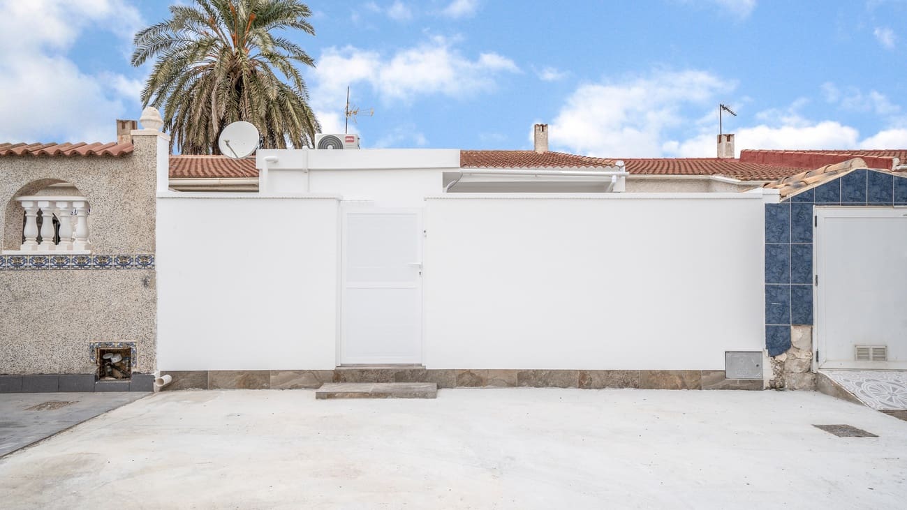 Bungalow de 3 habitaciones en El Limonar en venta - 168.000 € (Ref: 9609322)