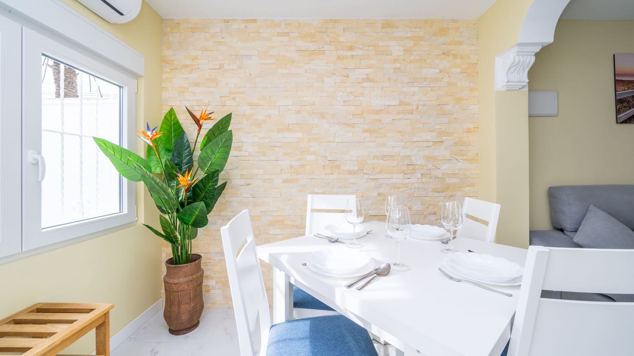 3 bedroom Bungalow for sale in El Limonar - € 168,000 (Ref: 9609322)