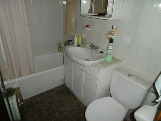 3 soverom Kjedet enebolig til salgs i Yecla med garasje - € 46 000 (Ref: 9609352)