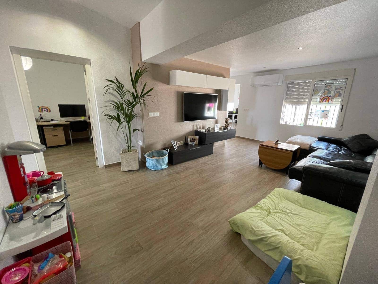 3 chambre Villa/Maison Semi-Mitoyenne à vendre à Pilar de la Horadada avec piscine - 250 000 € (Ref: 9609357)