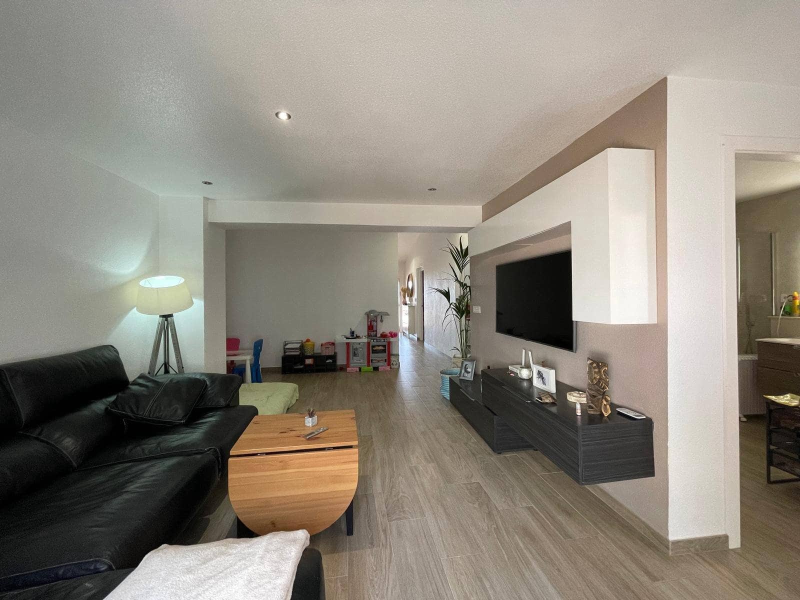 3 chambre Villa/Maison Semi-Mitoyenne à vendre à Pilar de la Horadada avec piscine - 250 000 € (Ref: 9609357)
