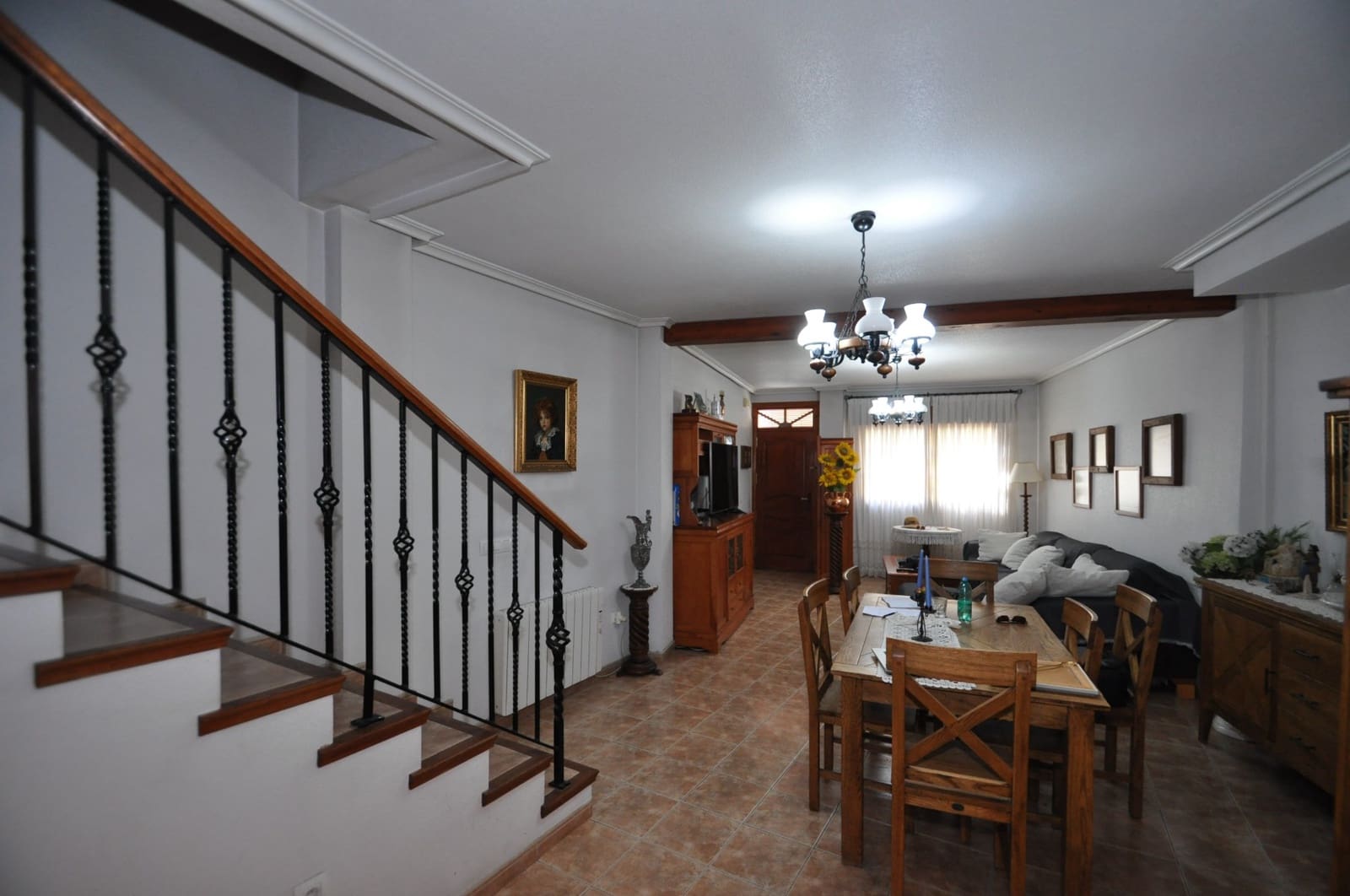3 bedroom Townhouse for sale in Pinoso with garage - € 136,500 (Ref: 9609358)