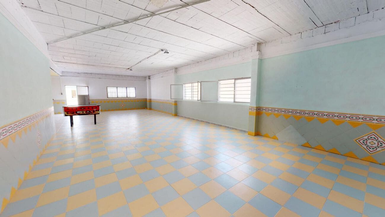 5 bedroom Villa for sale in Albatera with garage - € 419,390 (Ref: 9609367)