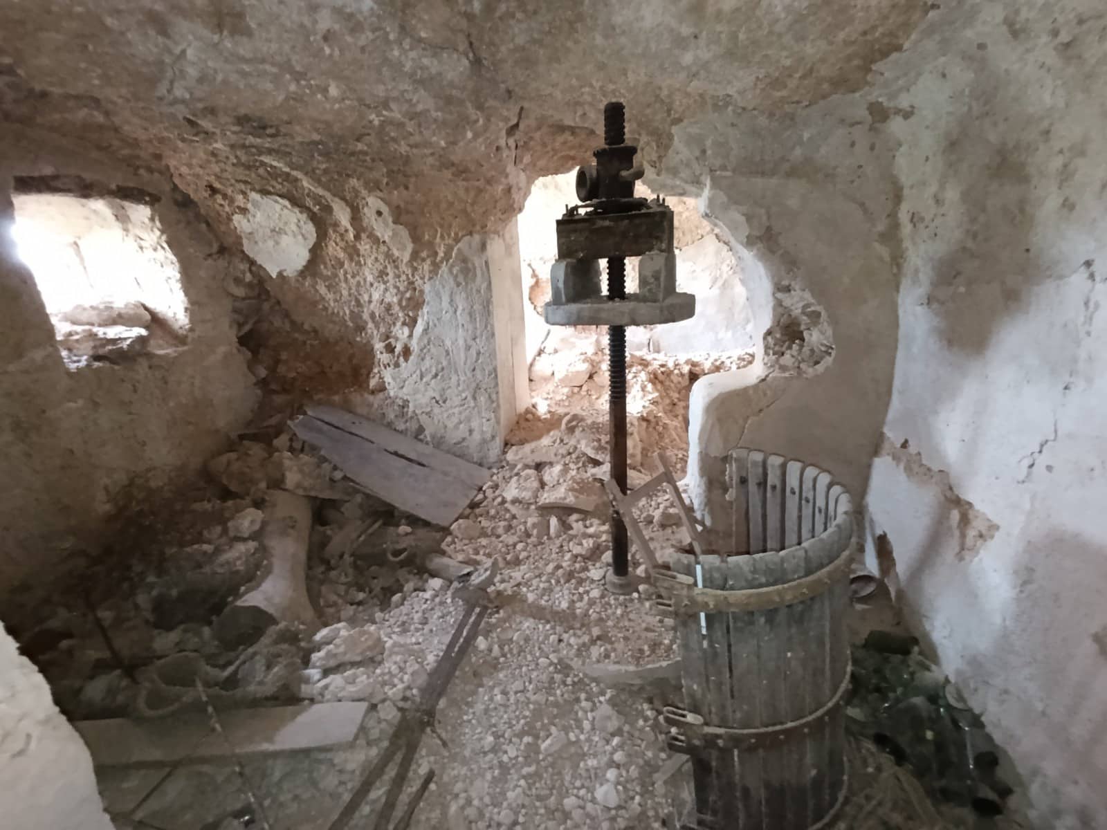 4 bedroom Townhouse for sale in Raspay - € 46,000 (Ref: 9609371)