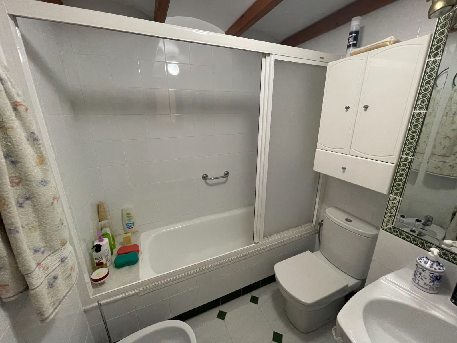 5 makuuhuone Omakotitalo myytävänä paikassa Guardamar del Segura - 435 000 € (Ref: 9609381)