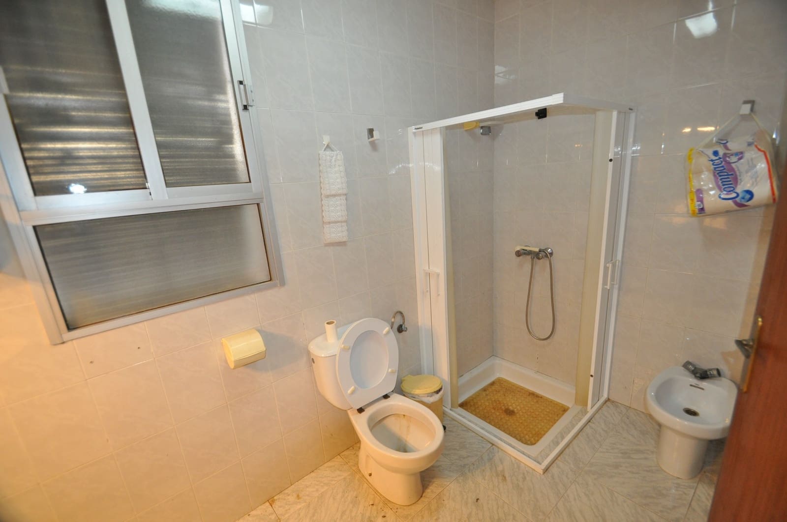 6 soveværelse Byhus til salg i Pinoso - € 80.495 (Ref: 9609388)