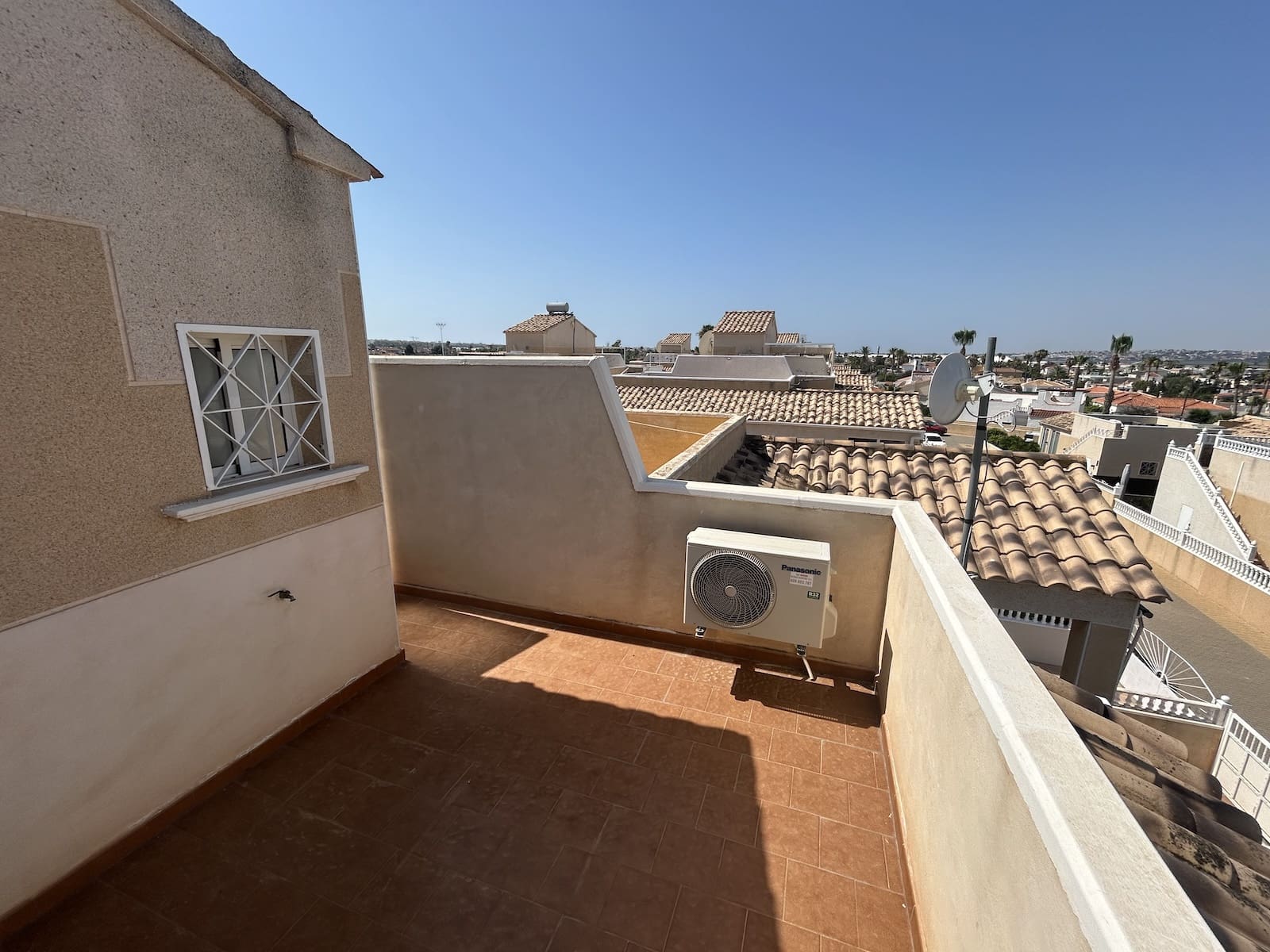 2 makuuhuone Omakotitalo myytävänä paikassa Torrevieja - 179 000 € (Ref: 9609417)