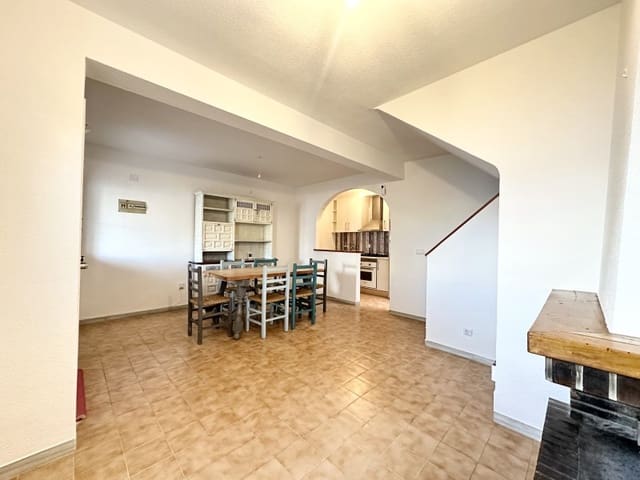 Casa de 2 habitaciones en Centro, Torrevieja en venta - 139.000 € (Ref: 9609426)