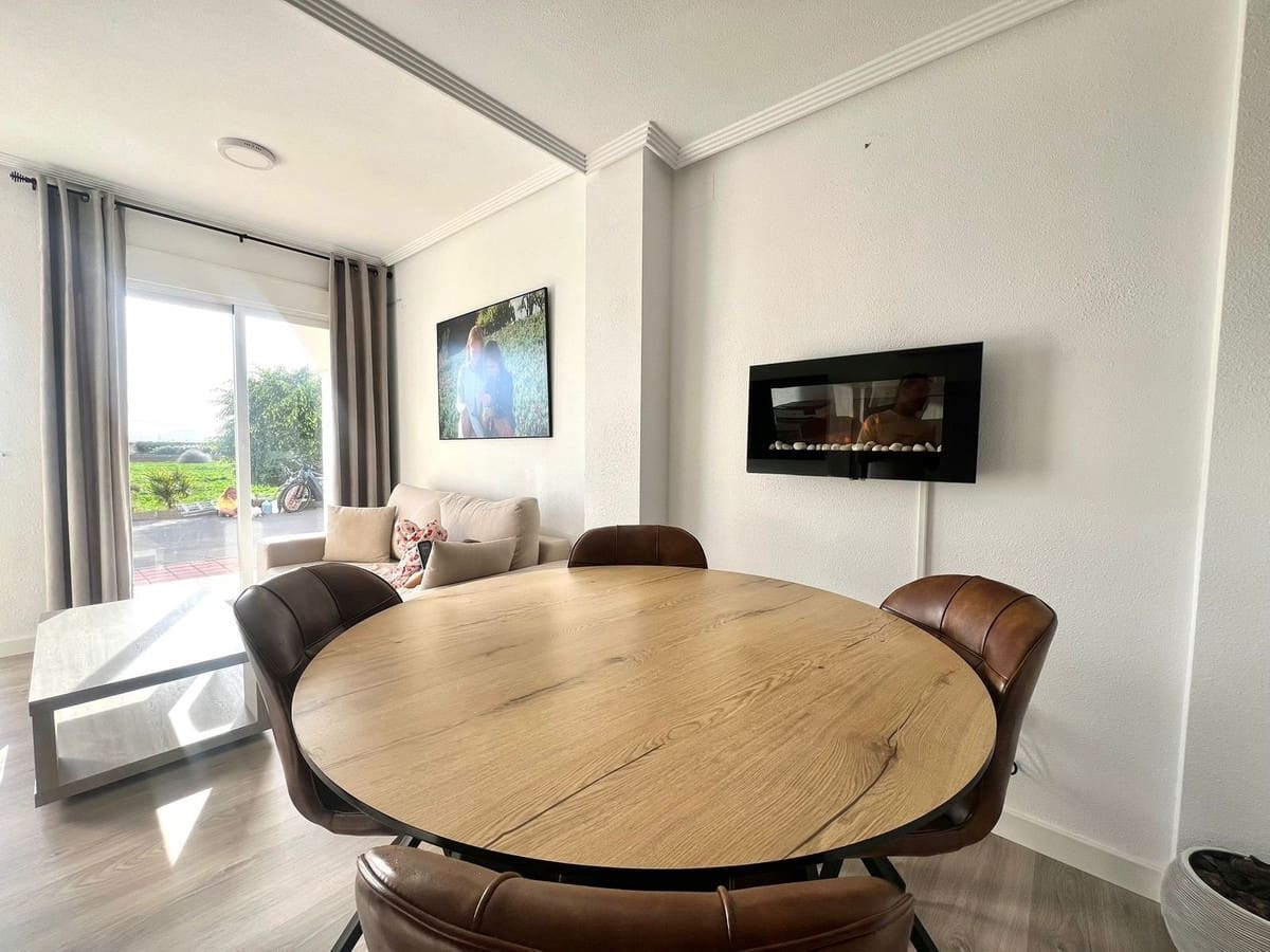 Casa de 3 habitaciones en Los Alcázares en venta - 129.950 € (Ref: 9609429)