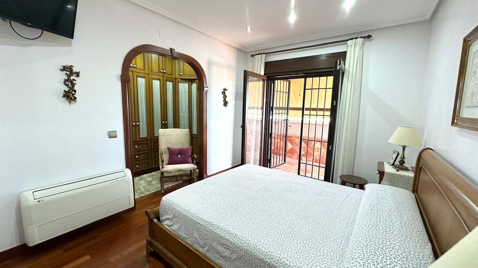 4 camera da letto Villetta Bifamiliare in vendita in La Siesta - 449.900 € (Rif: 9609441)