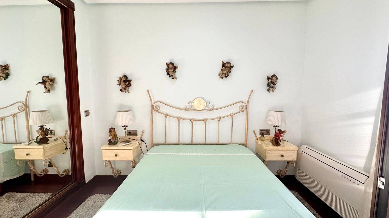 4 camera da letto Villetta Bifamiliare in vendita in La Siesta - 449.900 € (Rif: 9609441)