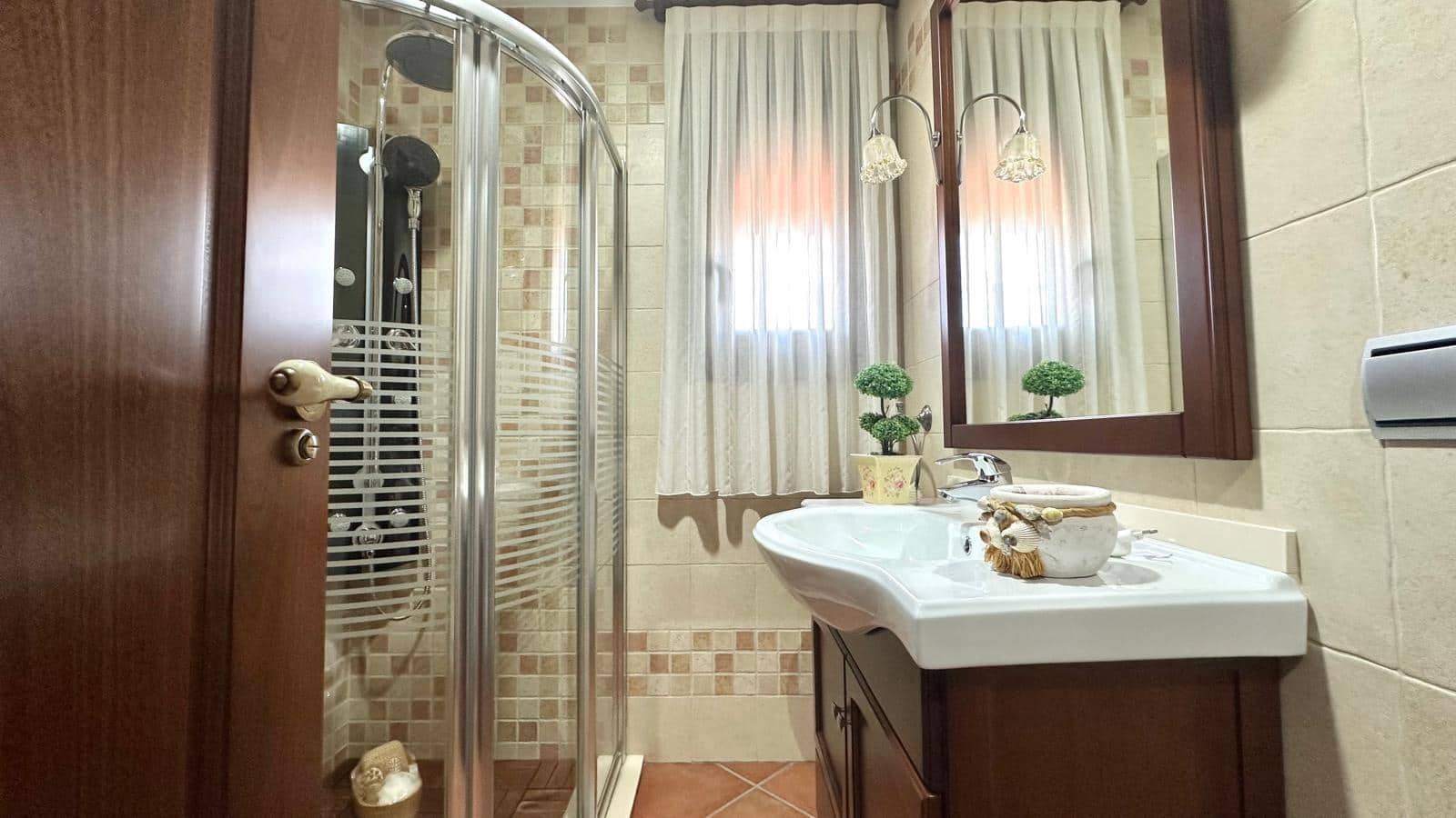 4 camera da letto Villetta Bifamiliare in vendita in La Siesta - 449.900 € (Rif: 9609441)