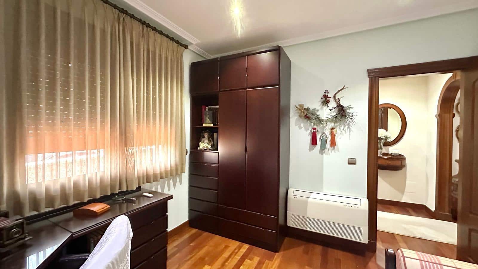 4 camera da letto Villetta Bifamiliare in vendita in La Siesta - 449.900 € (Rif: 9609441)