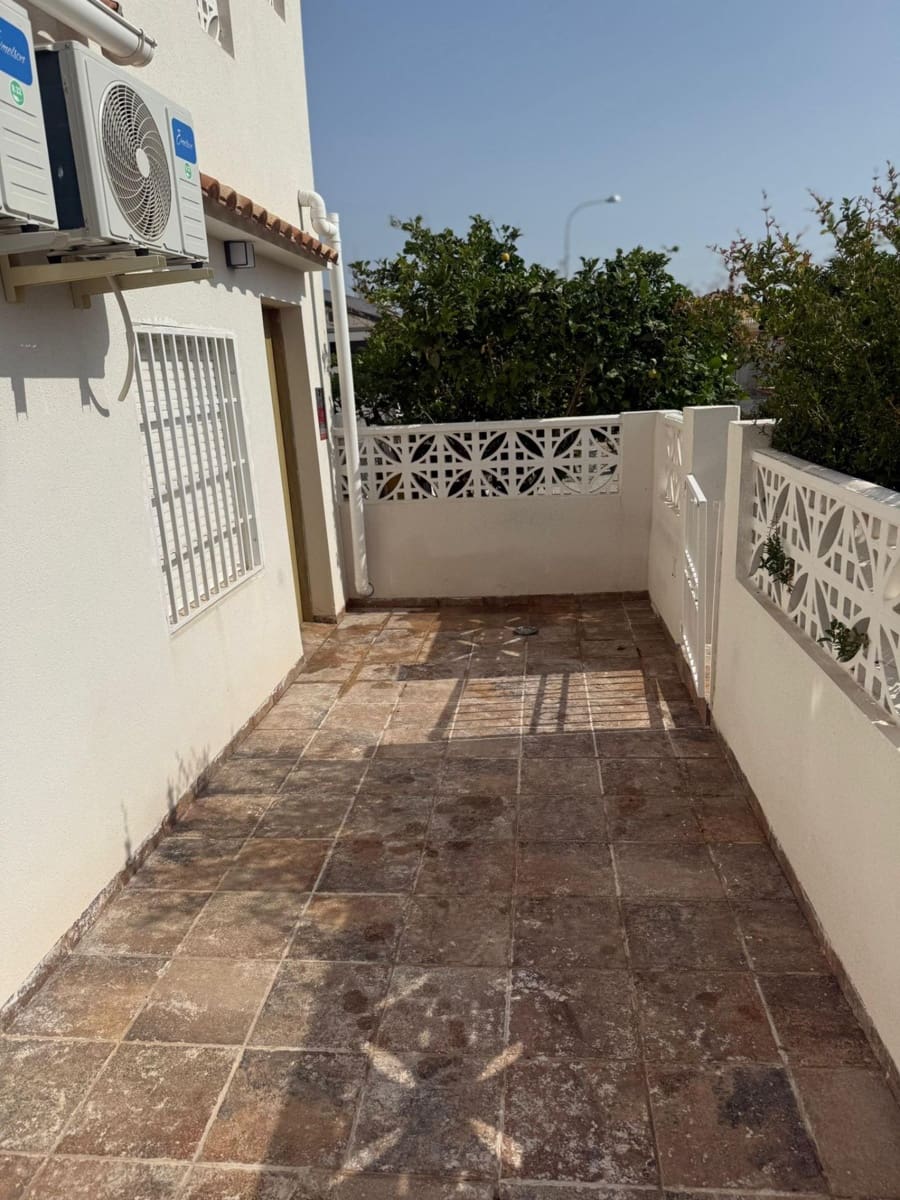 3 sovrum Hus till salu i Torrevieja - 190 000 € (Ref: 9609454)