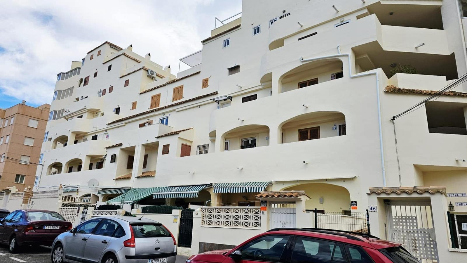 1 quarto Apartamento para venda em Torrevieja com piscina - 122 300 € (Ref: 9611639)