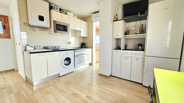 1 sovrum Lägenhet till salu i Nueva Torrevieja, Torrevieja med pool - 117 260 € (Ref: 9611639)