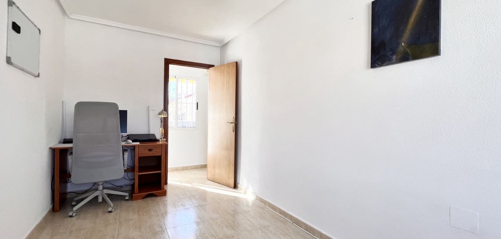 3 sovrum Semi-fristående Villa till salu i Torrevieja - 156 000 € (Ref: 9611640)