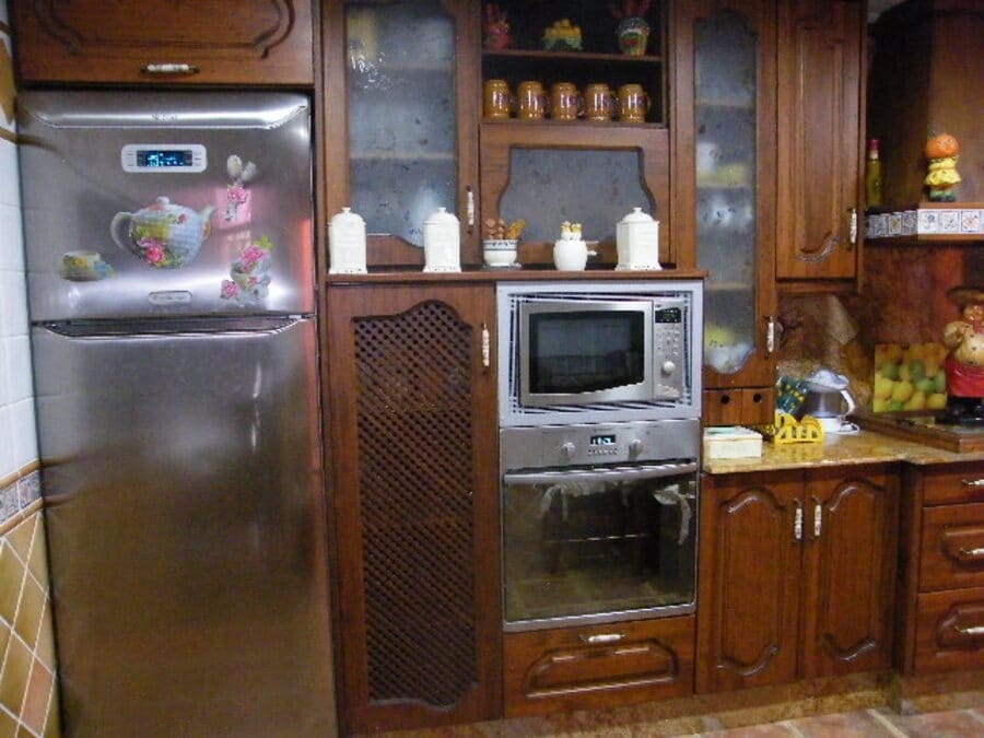 6 bedroom Townhouse for sale in Almoradi - € 369,000 (Ref: 9615656)