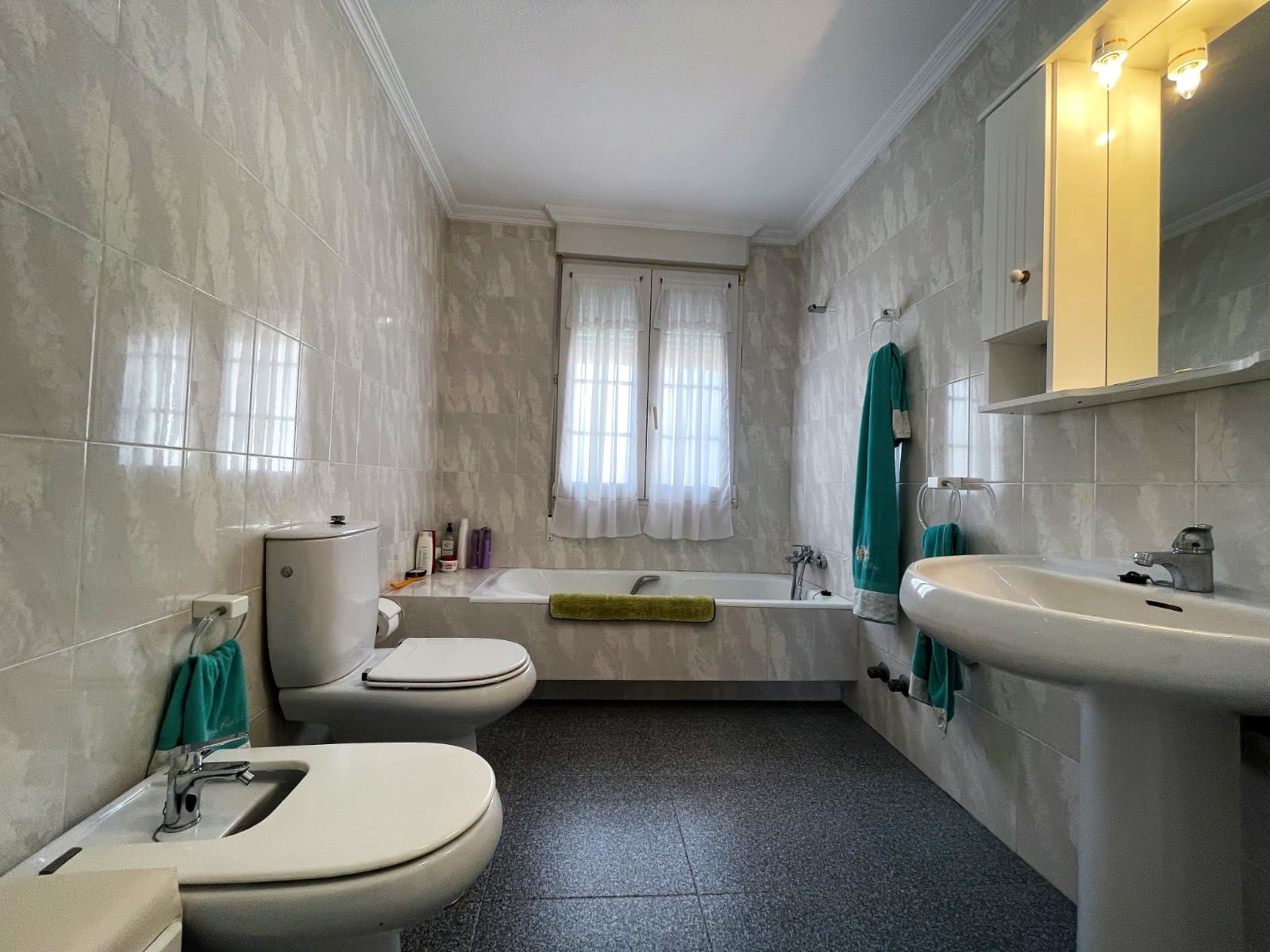 8 slaapkamer Villa te koop in Cabo Roig met garage - € 1.490.000 (Ref: 9615660)