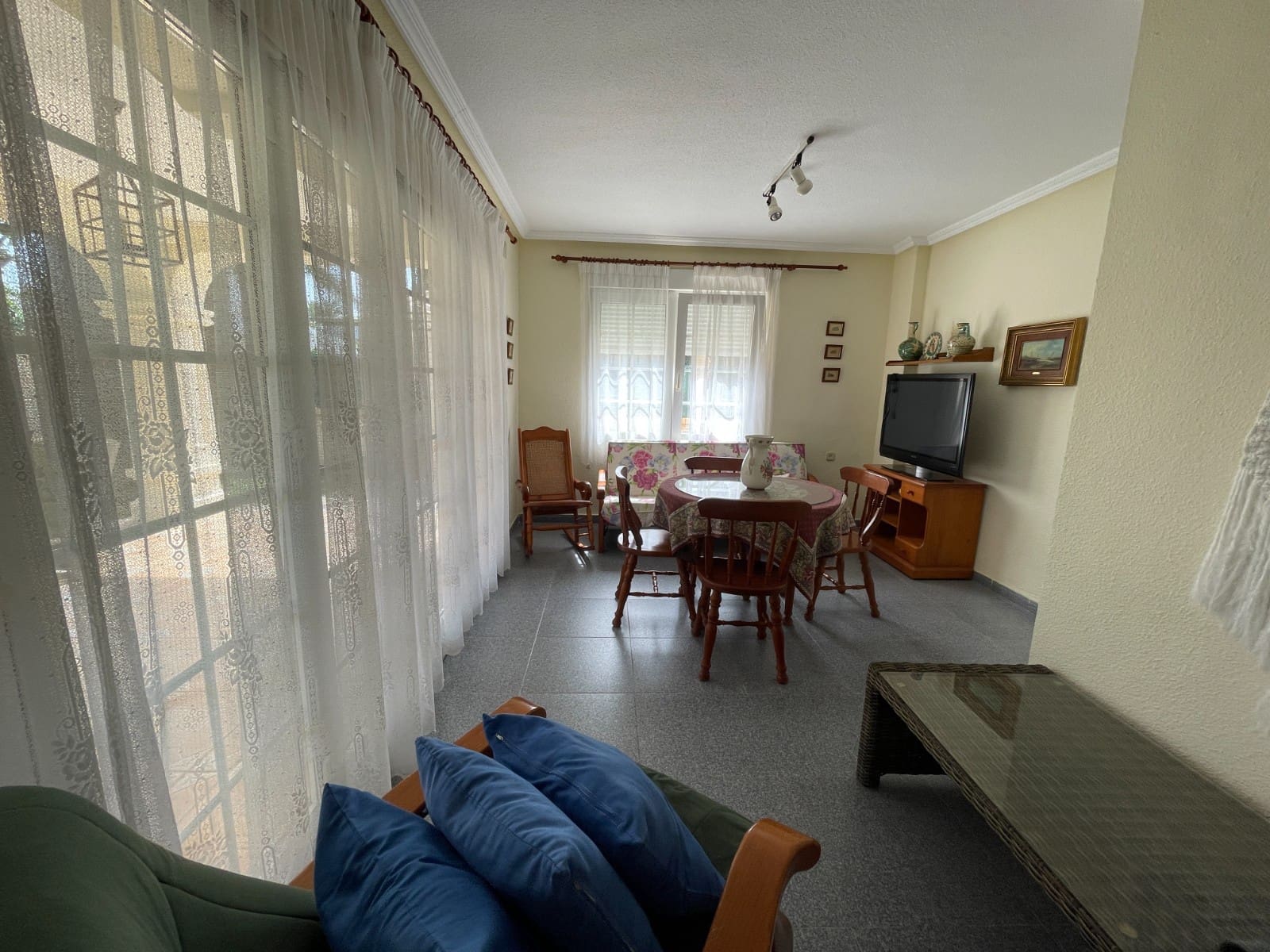 8 bedroom Villa for sale in Cabo Roig with garage - € 1,490,000 (Ref: 9615660)