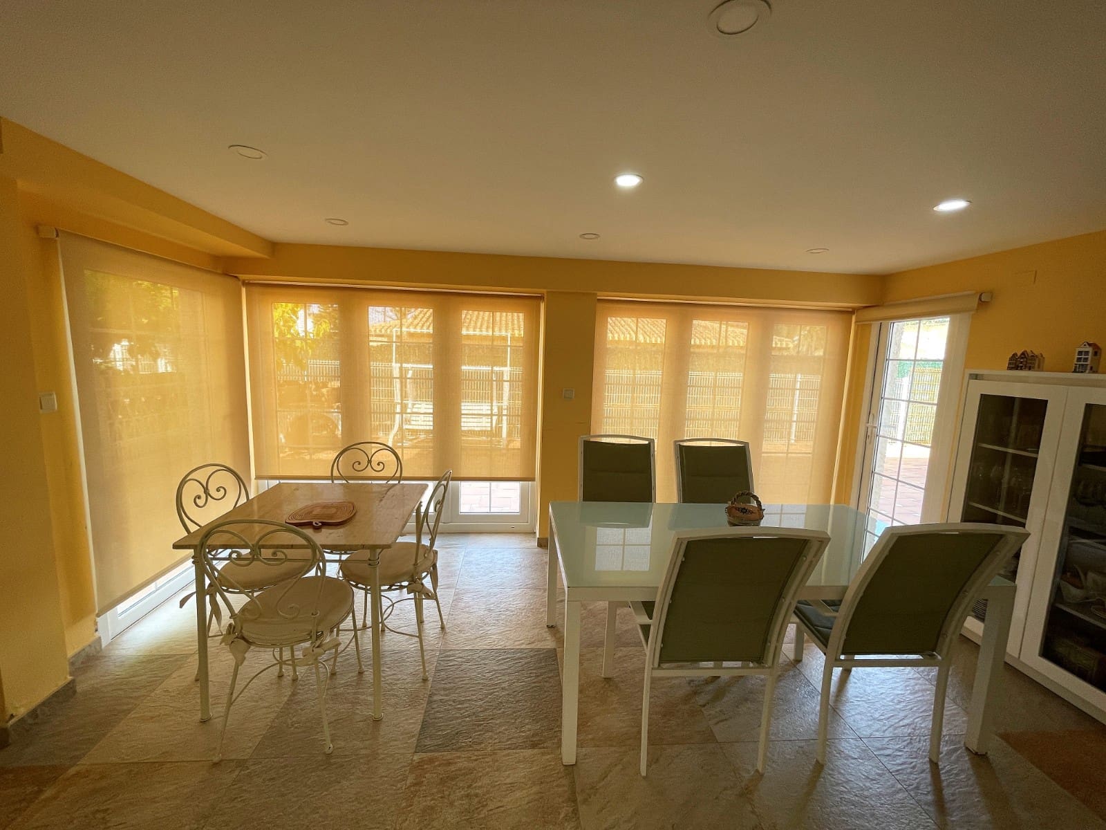 8 bedroom Villa for sale in Cabo Roig with garage - € 1,490,000 (Ref: 9615660)