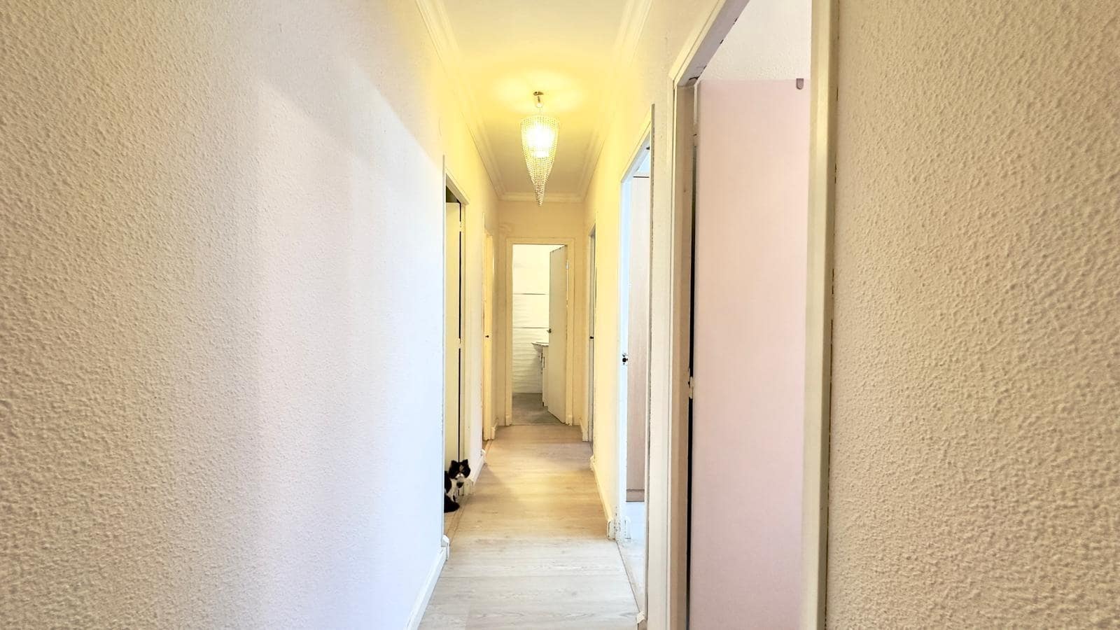 4 bedroom Apartment for sale in Torrevieja with pool - € 199,900 (Ref: 9615671)