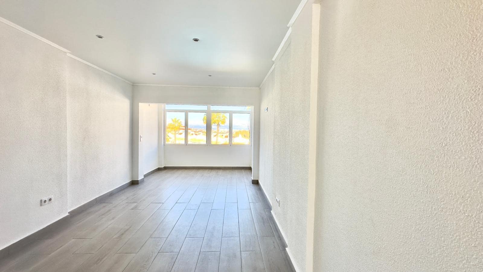 3 soveværelse Byhus til salg i La Mata med swimmingpool - € 249.900 (Ref: 9615674)