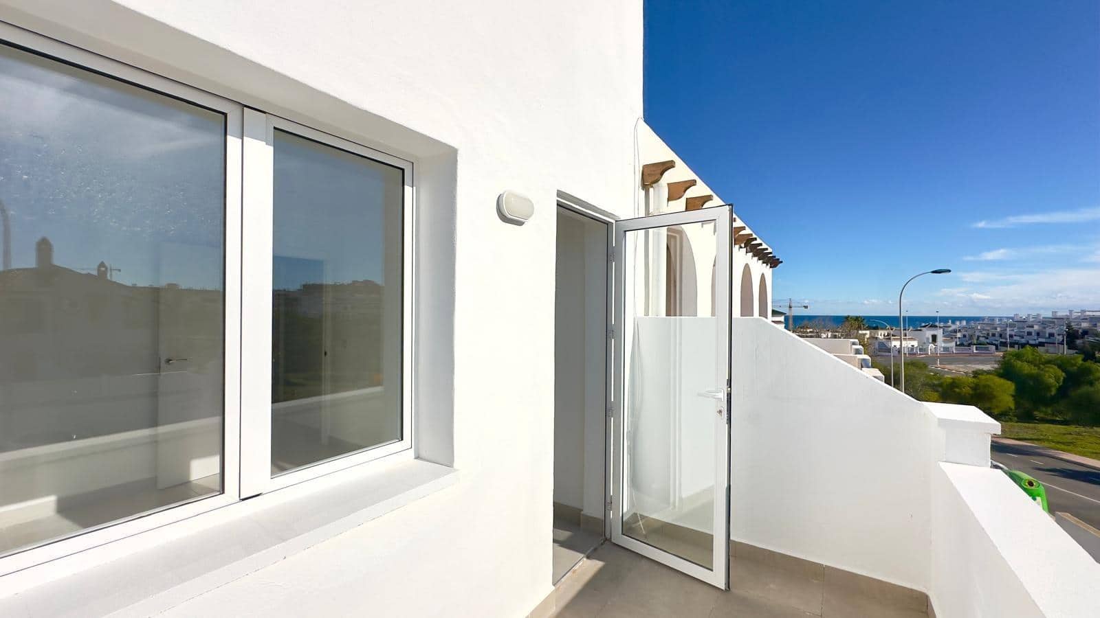 3 soveværelse Byhus til salg i La Mata med swimmingpool - € 249.900 (Ref: 9615674)