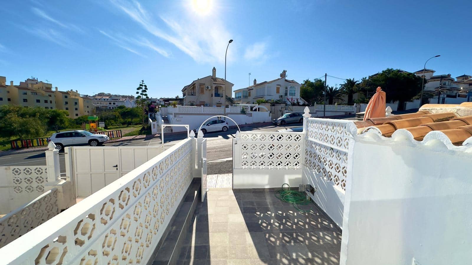 3 soveværelse Byhus til salg i La Mata med swimmingpool - € 249.900 (Ref: 9615674)