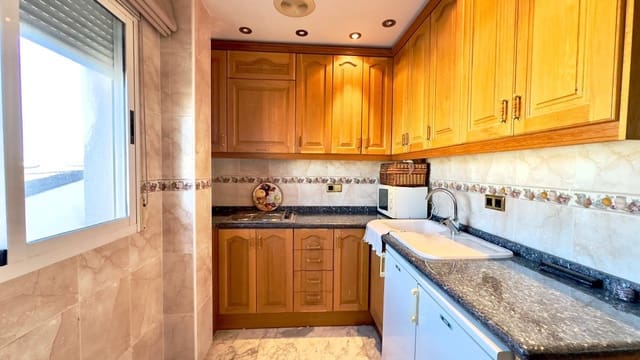 2 bedroom Penthouse for sale in Centro, Torrevieja - € 449,900 (Ref: 9615676)