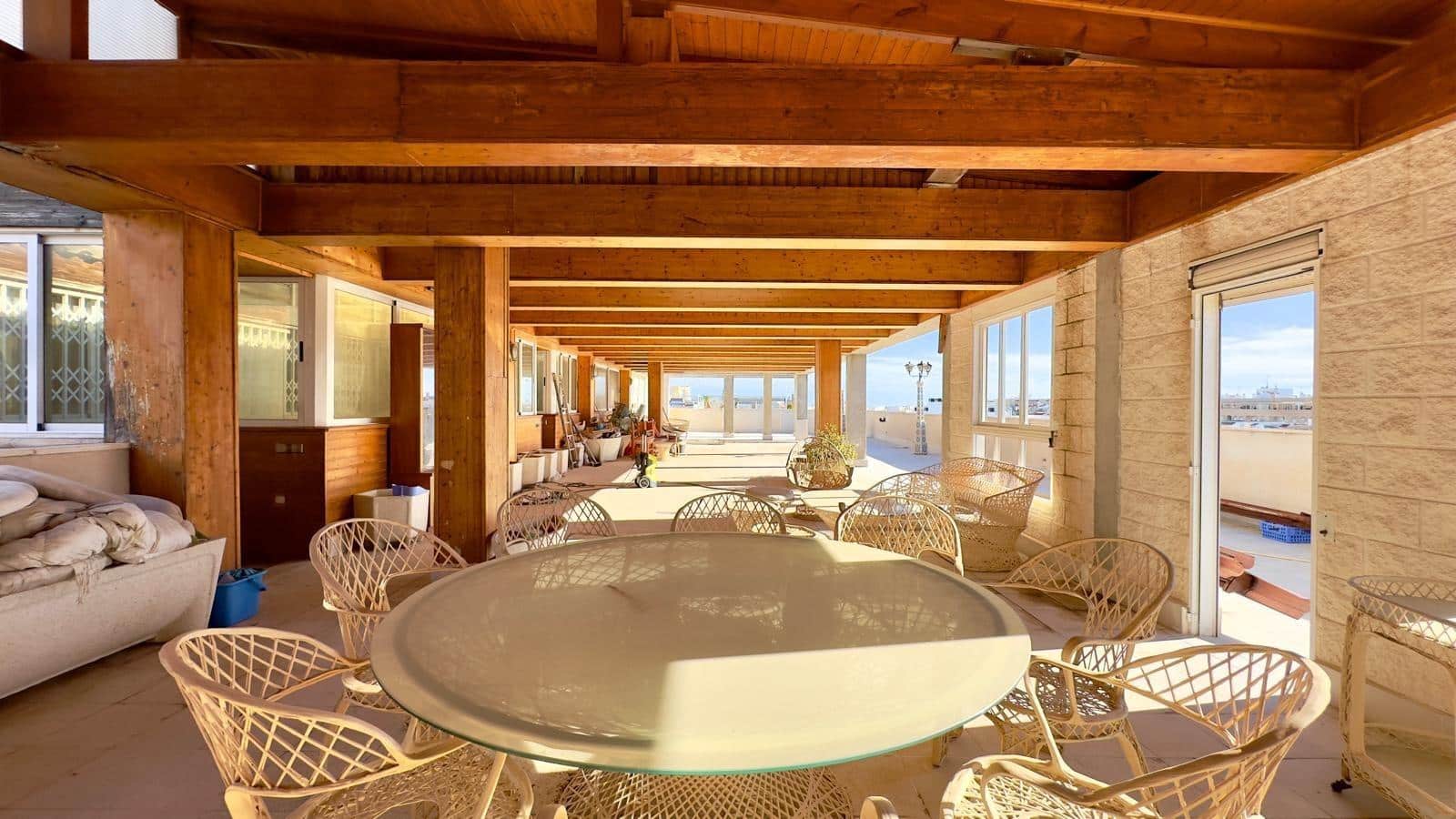 2 sypialnia Penthouse na sprzedaż w Torrevieja - 449 900 € (Ref: 9615676)