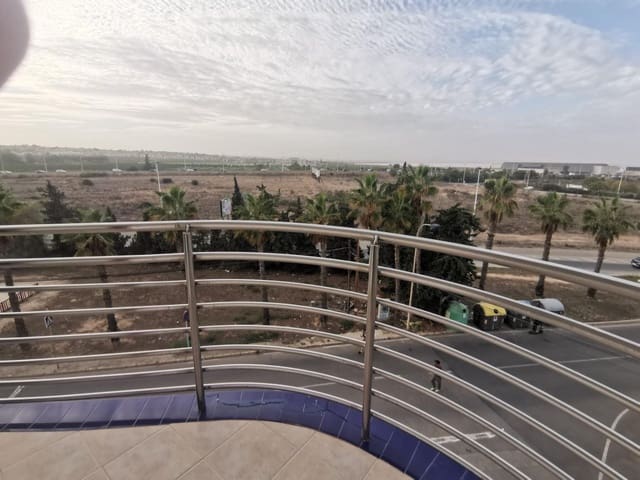 1 quarto Apartamento para venda em La Veleta, Torrevieja com piscina - 164 000 € (Ref: 9615689)