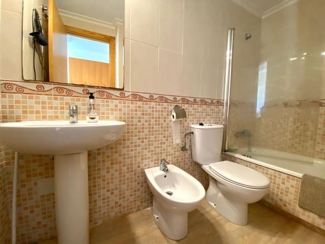 1 Zimmer Apartment zu verkaufen in Torrevieja mit Pool - 89.900 € (Ref: 9615694)